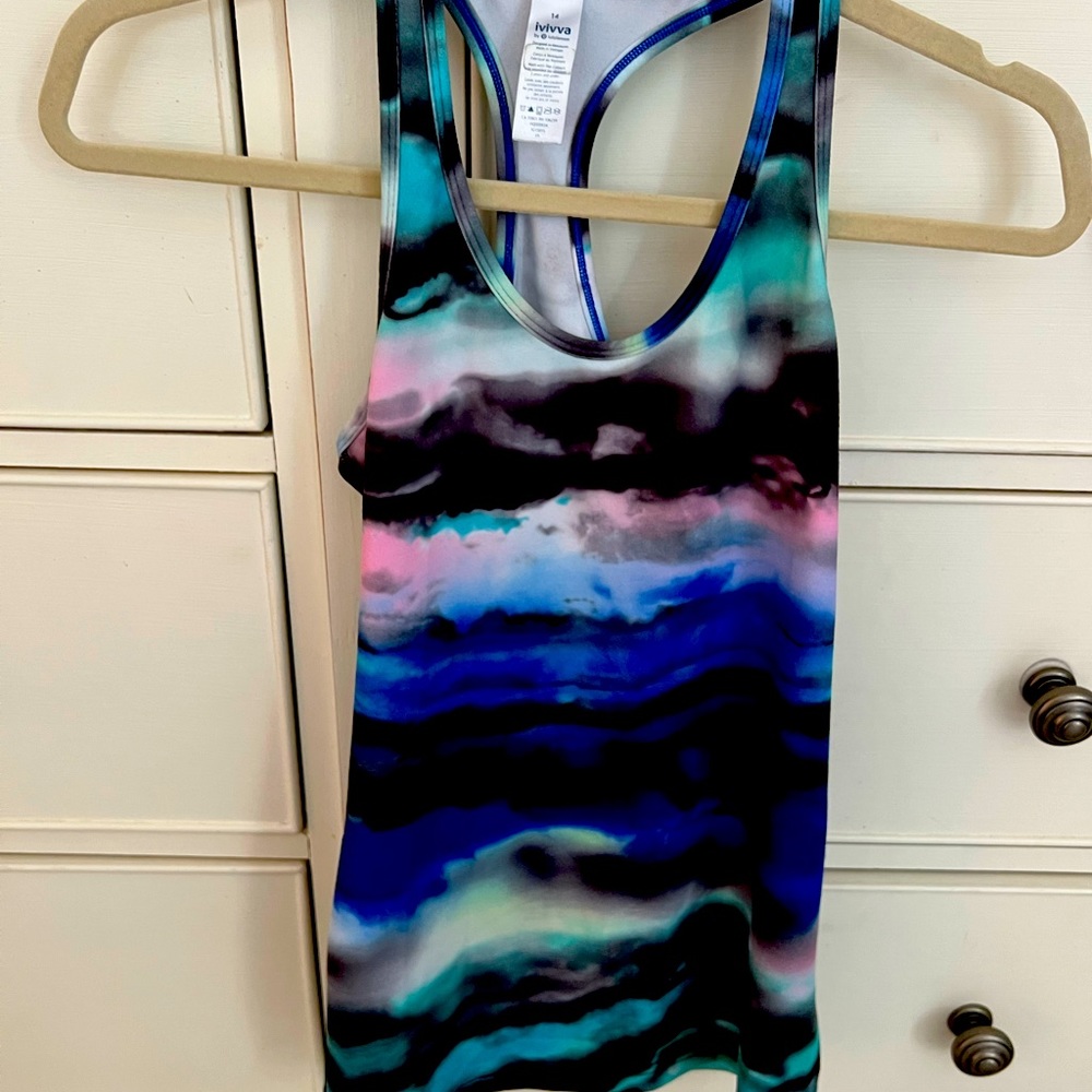 Ivivva tank top! Size 14.